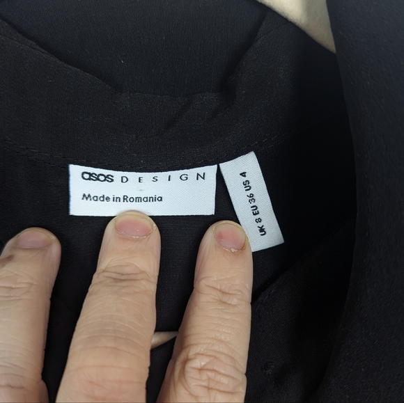 ASOS Design Curve Black Volume Sleeved Ruffle Cuffs Soft Shirt - Picture 5 of 7